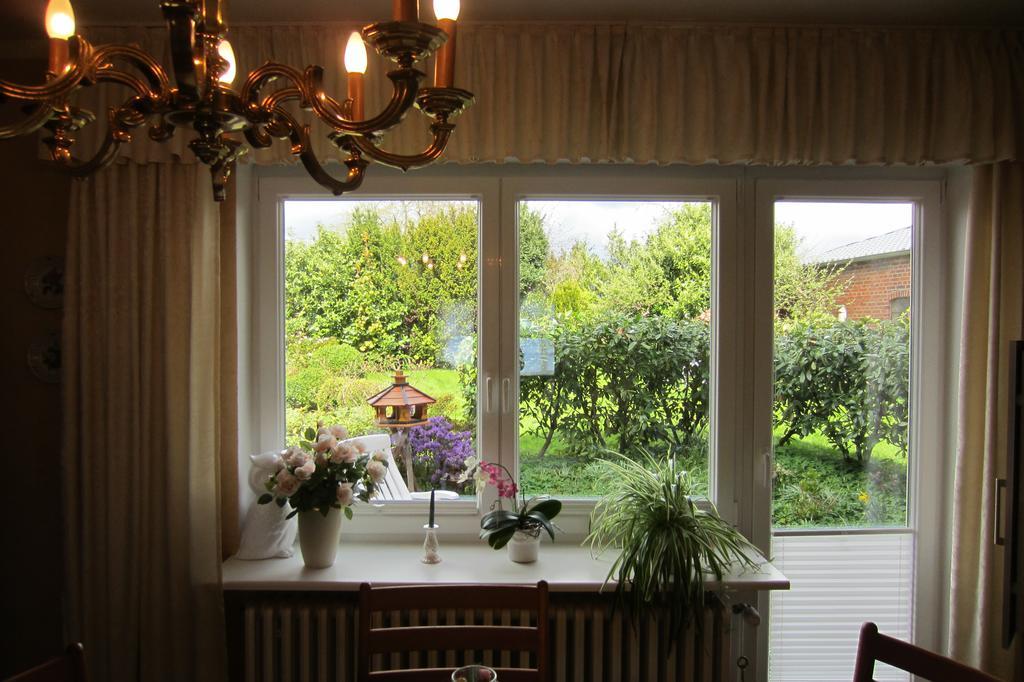 Exklusive Ferienwohnung Strohberg Ploen Exterior photo